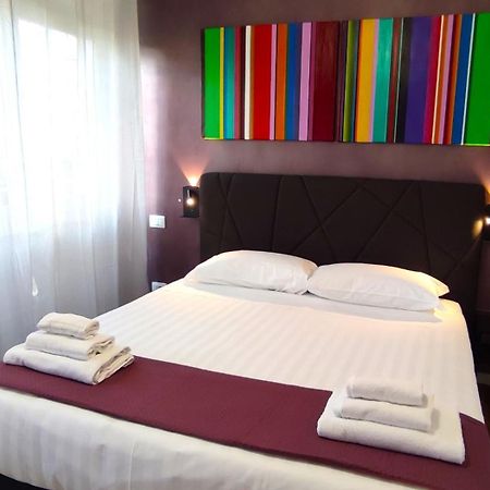 Ancient Rome Colosseum Modern And Bright Apartment エクステリア 写真